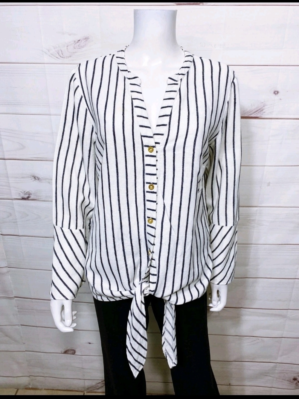 Ellen Tracy Womens Blouse Size M White & Blue Striped Tie Front Linen & Viscose.